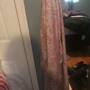 Pashmina scarf